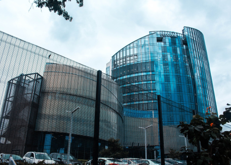 Choices for exchanging currency